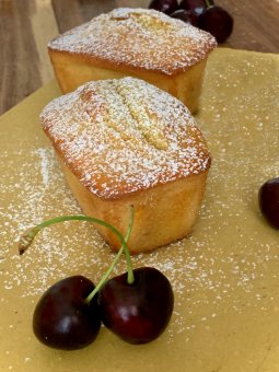 Mini plumcake alle ciliegie